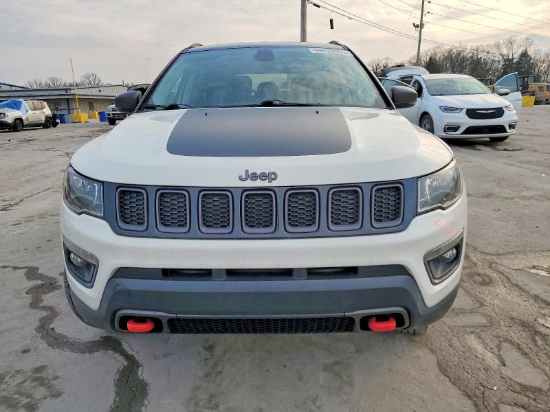 Продаж на аукціоні авто 2019 Jeep Compass, vin: 3C4NJDDB5KT688119, номер лоту: 99939455