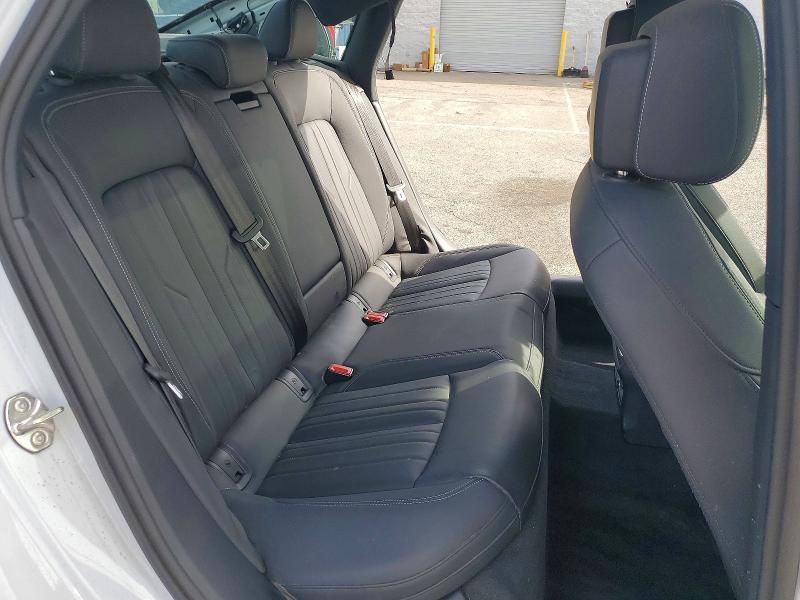 73685385 :رقم المزاد ، WAUD3BF29RN056352 vin ، 2024 Audi A6 مزاد بيع