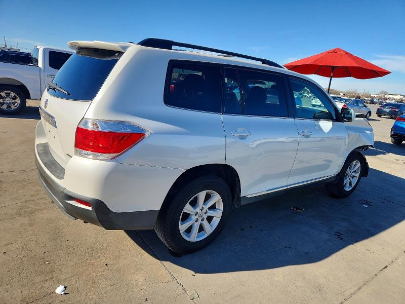 Продажа на аукционе авто 2011 Toyota Highlander, vin: 5TDBK3EHXBS048205, номер лота: 99509995