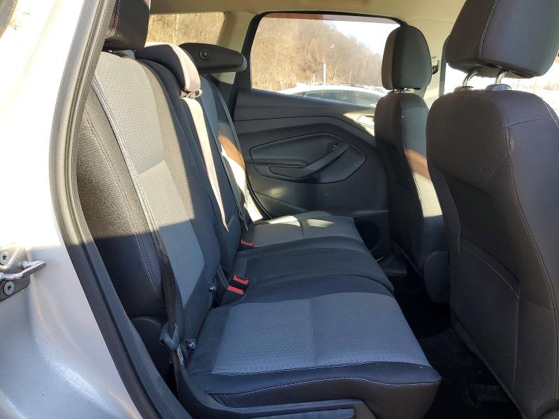 Продажа на аукционе авто 2017 Ford Escape, vin: 1FMCU9GD4HUE62284, номер лота: 72174785