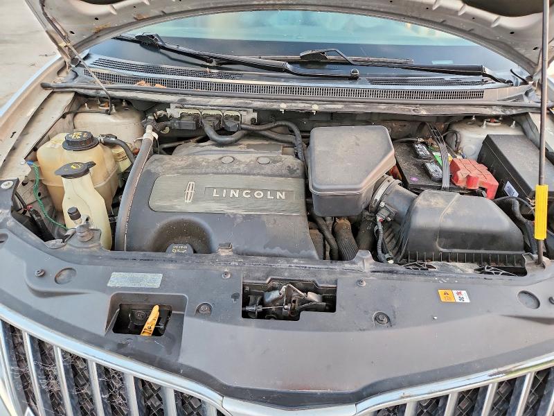 98479005 :رقم المزاد ، 2LMDJ6JK3BBJ03559 vin ، 2011 Lincoln Mkx مزاد بيع