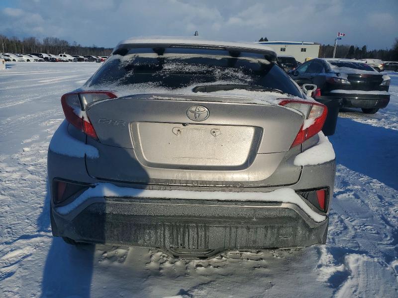 74157735 :رقم المزاد ، NMTKHMBX6JR001797 vin ، 2018 Toyota C-hr مزاد بيع