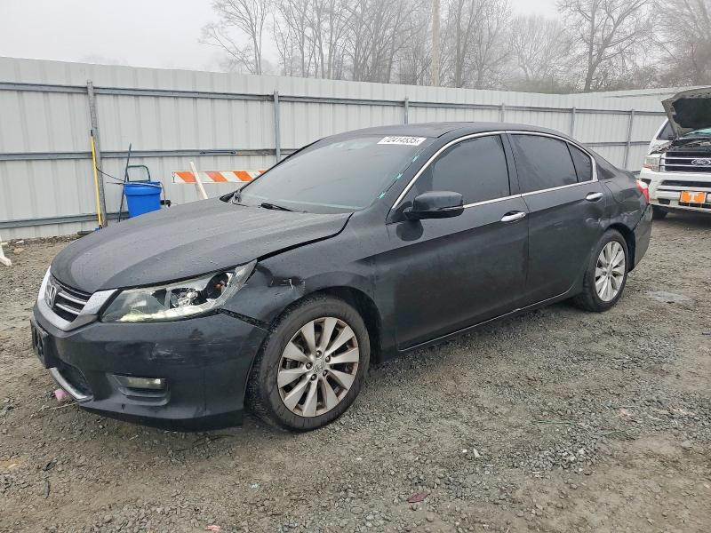 Продажа на аукционе авто 2015 Honda Accord Exl, vin: 1HGCR3F8XFA012582, номер лота: 72414535