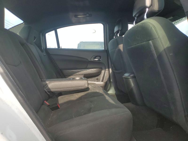 72183505 :رقم المزاد ، 1C3BC1FB4BN556496 vin ، 2011 Chrysler 200 مزاد بيع