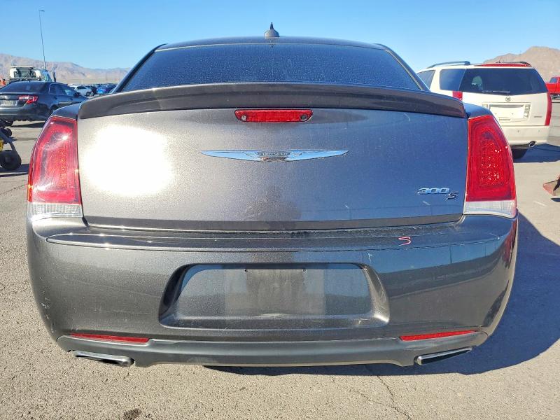 2018 Chrysler 300 მანქანა იყიდება აუქციონზე, vin: 2C3CCABTXJH120441, აუქციონის ნომერი: 72947145