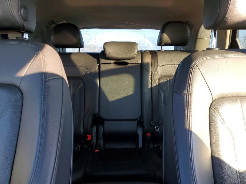 98914815 :رقم المزاد ، WA1BNAFY1J2237044 vin ، 2018 Audi Q5 مزاد بيع