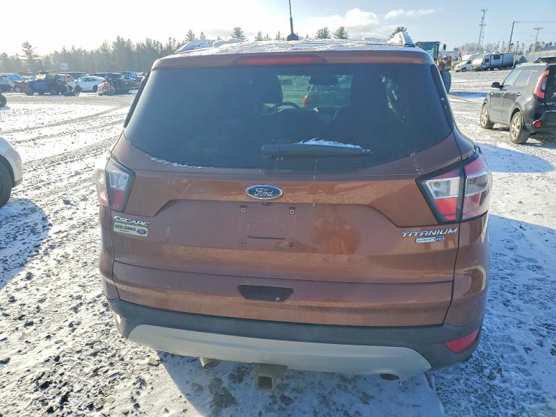 Продажа на аукционе авто 2017 Ford Escape, vin: 1FMCU9J93HUE40572, номер лота: 99756695