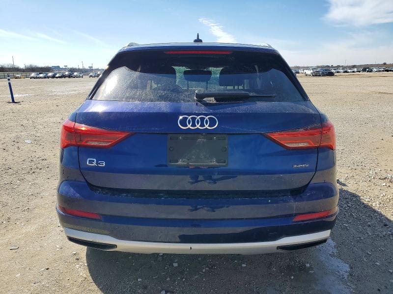 74458405 :رقم المزاد ، WA1AUCF39M1075012 vin ، 2021 Audi Q3 مزاد بيع