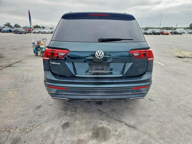 74576405 :رقم المزاد ، 3VV1B7AX2JM116240 vin ، 2018 Volkswagen Tiguan مزاد بيع