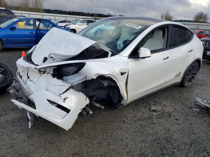 2022 Tesla Model Y მანქანა იყიდება აუქციონზე, vin: 7SAYGDEE3NF360918, აუქციონის ნომერი: 98782205