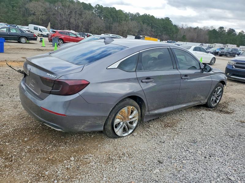 98897635 :رقم المزاد ، 1HGCV1F19JA141117 vin ، 2018 Honda Accord مزاد بيع