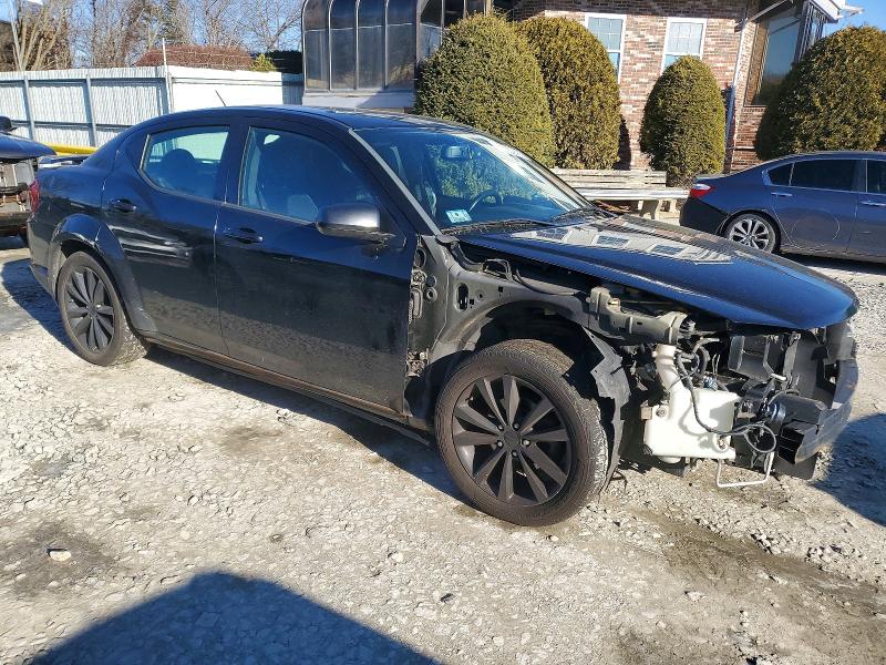 93202685 :رقم المزاد ، 1C3CDZCB1EN136607 vin ، 2014 Dodge Avenger مزاد بيع