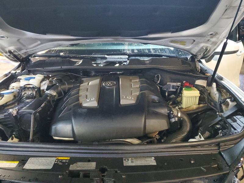 Aukcja sprzedaży 2014 Volkswagen Touareg, vin: WVGEP9BP5ED006615, numer aukcji: 98536995
