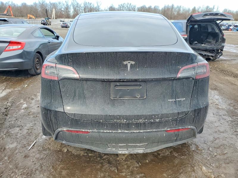 Продажа на аукционе авто 2023 Tesla Model Y, vin: 7SAYGDEEXPF868371, номер лота: 74617325