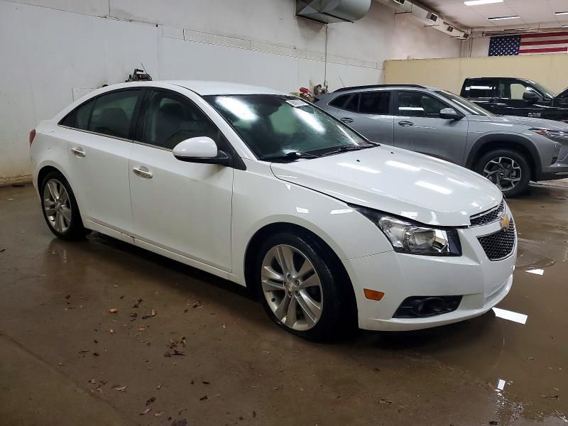 98017365 :رقم المزاد ، 1G1PG5SBXD7165310 vin ، 2013 Chevrolet Cruze مزاد بيع