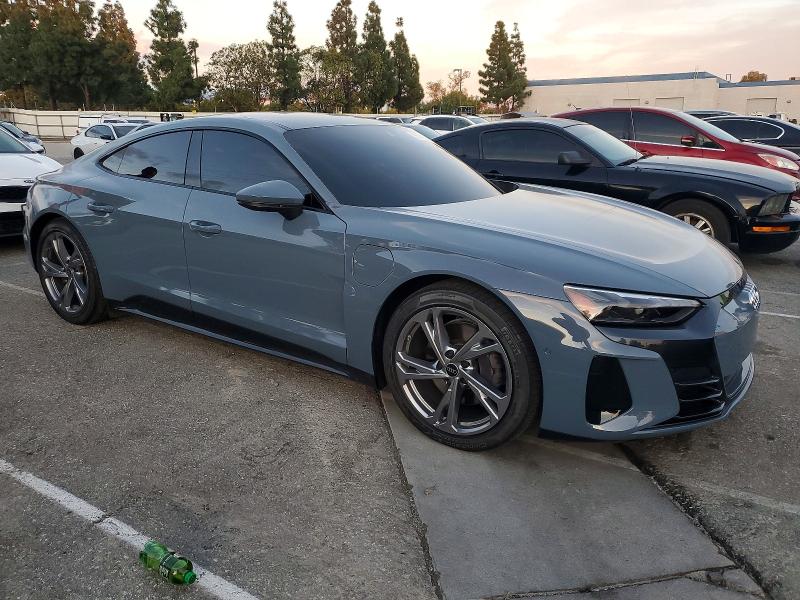 99674755 :رقم المزاد ، WAUDJBFW9P7006481 vin ، 2023 Audi E-tron Gt مزاد بيع