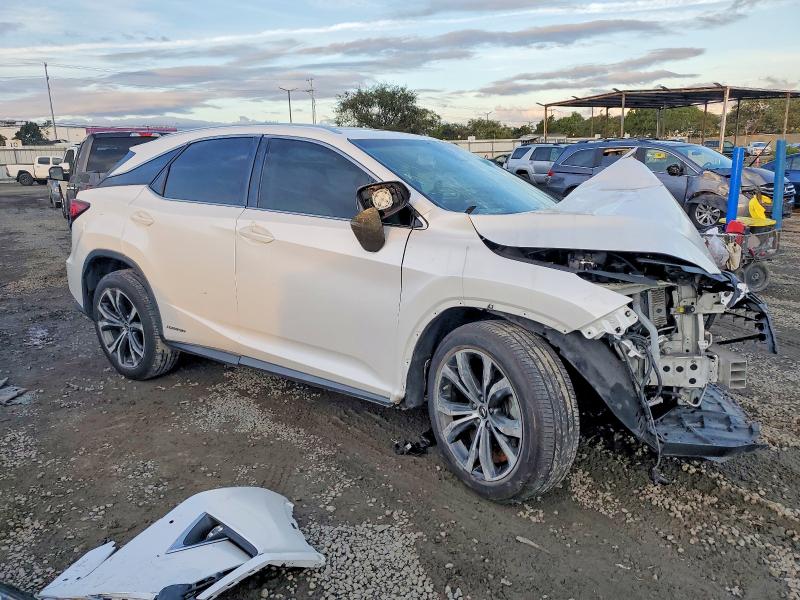 99031985 :رقم المزاد ، 2T2BGMCA8JC026817 vin ، 2018 Lexus Rx 450h مزاد بيع