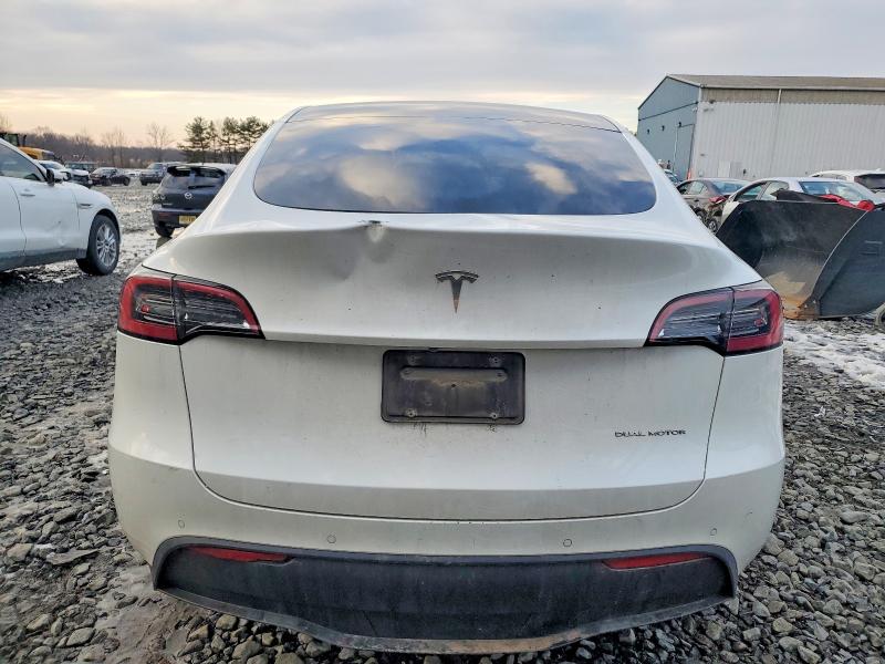 Продажа на аукционе авто 2022 Tesla Model Y, vin: 7SAYGDEE8NF308376, номер лота: 74145805