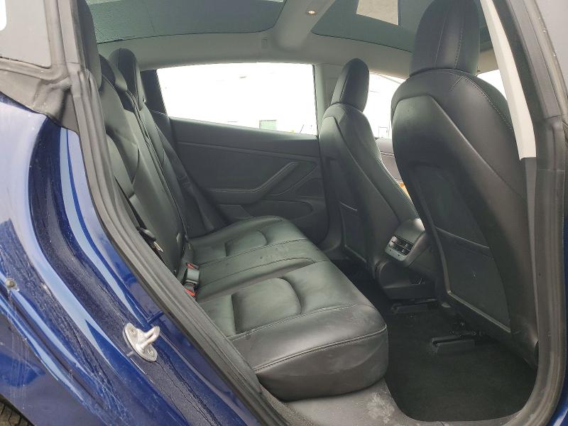 Auction sale of the 2018 Tesla Model 3, vin: 5YJ3E1EB4JF130283, lot number: 72149595
