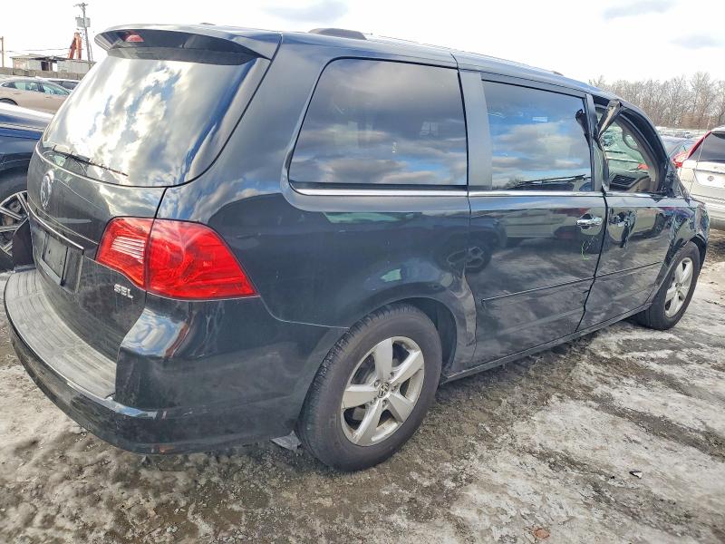 Продаж на аукціоні авто 2012 Volkswagen Routan, vin: 2C4RVADG2CR355946, номер лоту: 98449015