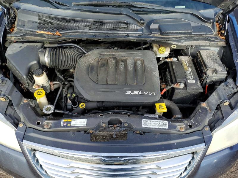 2014 Chrysler Town & Country მანქანა იყიდება აუქციონზე, vin: 2C4RC1BGXER326500, აუქციონის ნომერი: 97448135