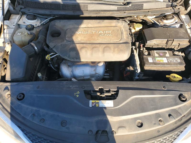 2015 Chrysler 200 მანქანა იყიდება აუქციონზე, vin: 1C3CCCAB2FN624579, აუქციონის ნომერი: 98584605