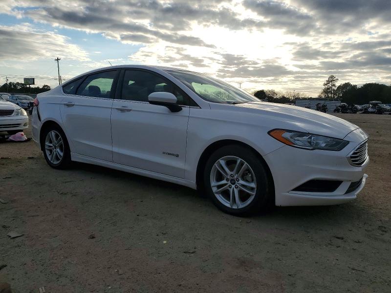 48446716 :رقم المزاد ، 3FA6P0LU3JR228943 vin ، 2018 Ford Fusion مزاد بيع