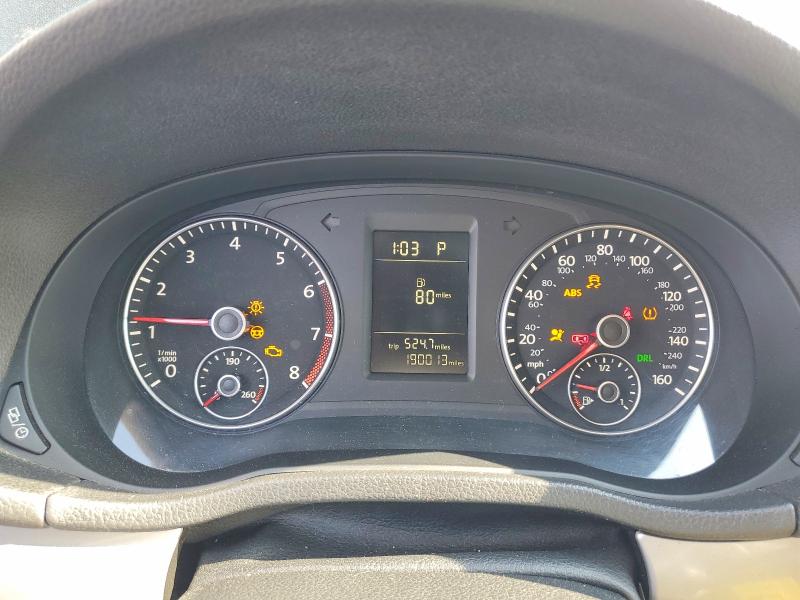 72992815 :رقم المزاد ، 1VWAT7A32FC057432 vin ، 2015 Volkswagen Passat مزاد بيع