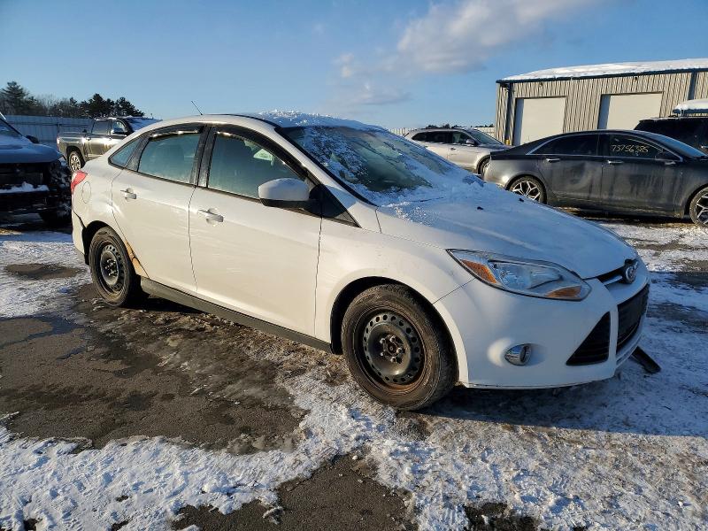 74027045 :رقم المزاد ، 1FAHP3F28CL246568 vin ، 2012 Ford Focus مزاد بيع