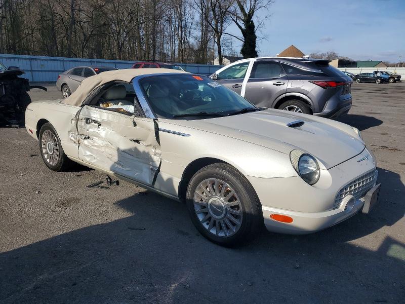 72202545 :رقم المزاد ، 1FAHP69A95Y108371 vin ، 2005 Ford Thunderbird مزاد بيع