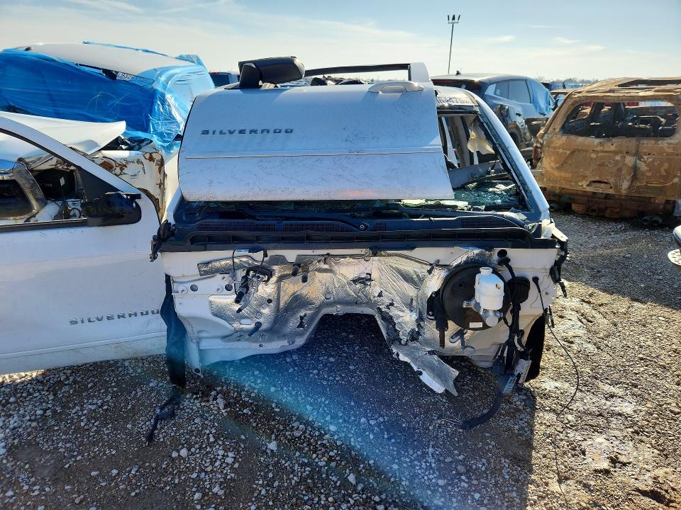 2017 Chevrolet Silverado მანქანა იყიდება აუქციონზე, vin: 3GCUKREC7HG285273, აუქციონის ნომერი: 73964475