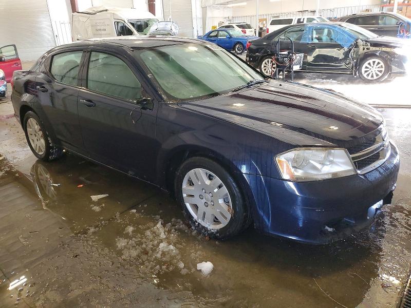 99052665 :رقم المزاد ، 1C3CDZAB7EN215072 vin ، 2014 Dodge Avenger مزاد بيع