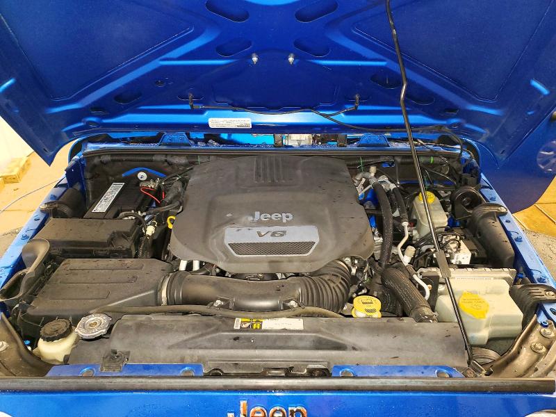 2015 Jeep Wrangler Unlimited მანქანა იყიდება აუქციონზე, vin: 1C4BJWDG5FL692134, აუქციონის ნომერი: 99893315