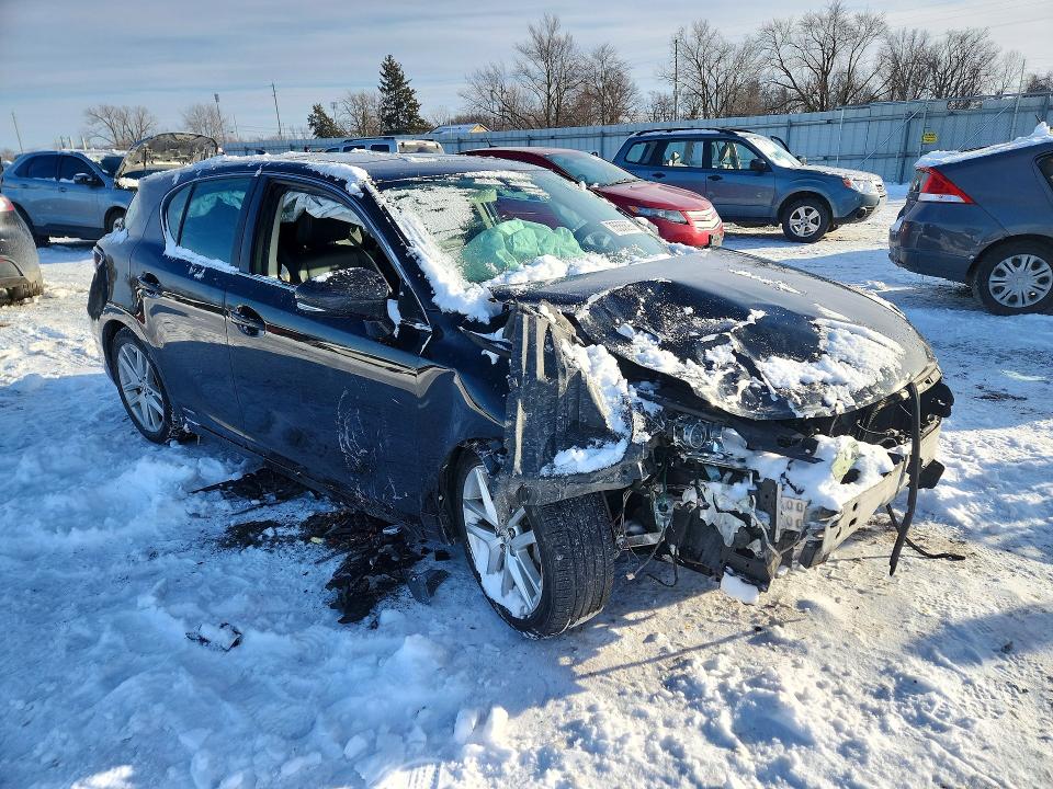 Продажа на аукционе авто 2015 Lexus Ct, vin: JTHKD5BH7F2224150, номер лота: 75556895