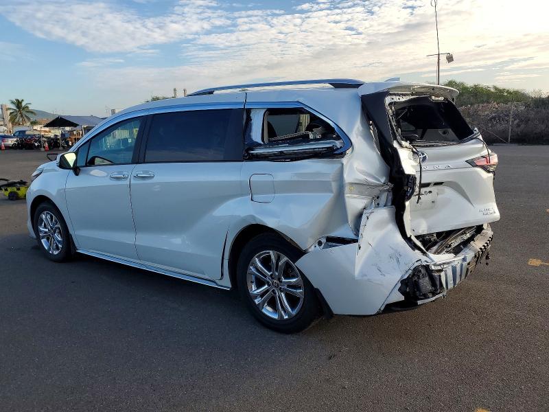 99907605 :رقم المزاد ، 5TDESKFC1NS061875 vin ، 2022 Toyota Sienna مزاد بيع