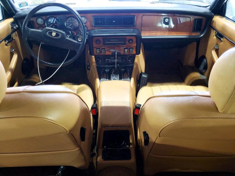97276395 :رقم المزاد ، SAJAV134XDC356391 vin ، 1983 Jaguar Xj6 مزاد بيع