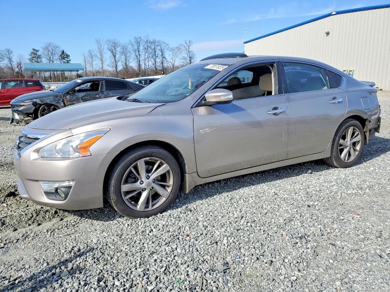 2015 Nissan Altima მანქანა იყიდება აუქციონზე, vin: 1N4AL3AP8FC284497, აუქციონის ნომერი: 65521496
