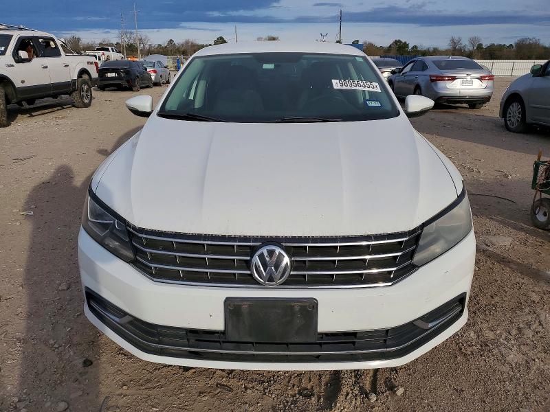 Auction sale of the 2016 Volkswagen Passat, vin: 1VWAT7A35GC035734, lot number: 98956355