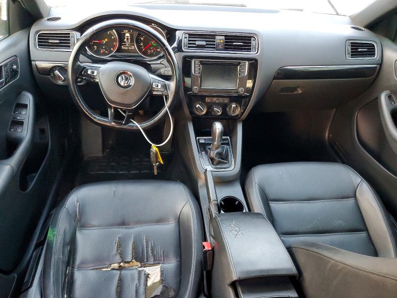 99543105 :رقم المزاد ، 3VWD17AJ5JM237903 vin ، 2018 Volkswagen Jetta مزاد بيع