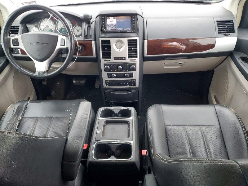 74471035 :رقم المزاد ، 2A4RR8D18AR381449 vin ، 2010 Chrysler Town & Country مزاد بيع