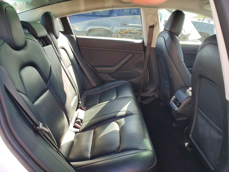 75057765 :رقم المزاد ، 5YJ3E1EA2JF071869 vin ، 2018 Tesla Model 3 مزاد بيع