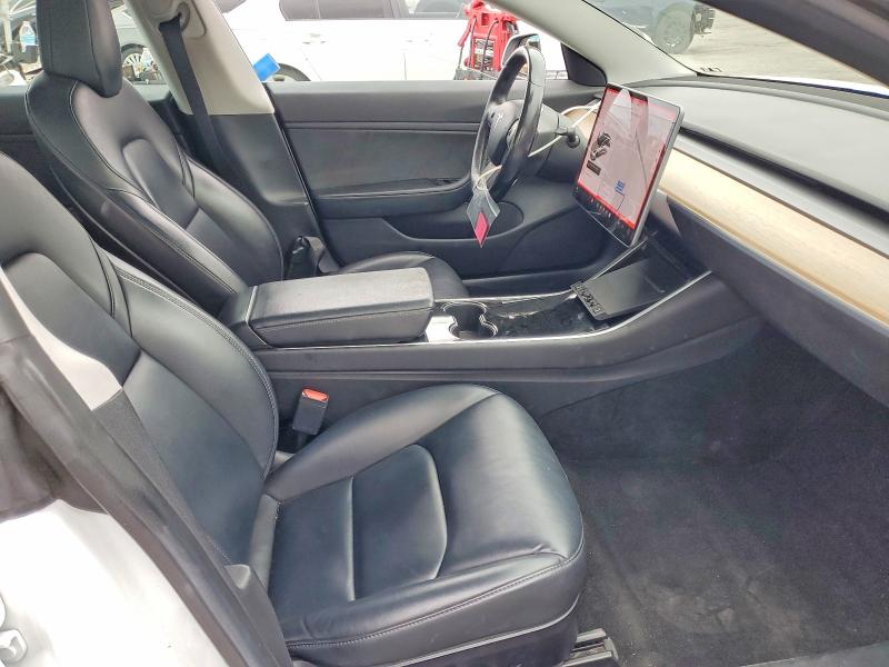 96611385 :رقم المزاد ، 5YJ3E1EA4KF485124 vin ، 2019 Tesla Model 3 مزاد بيع