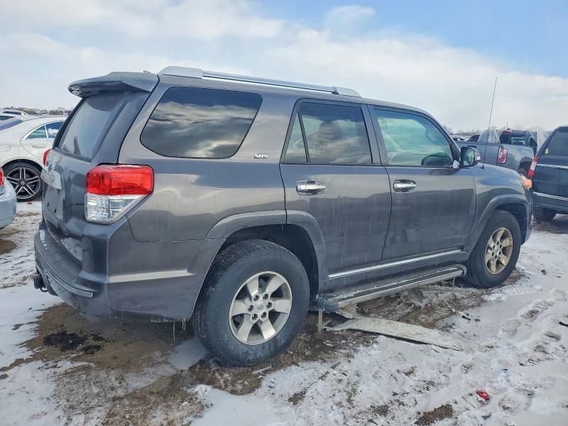 74593245 :رقم المزاد ، JTEZU5JR8B5028507 vin ، 2011 Toyota 4runner Sr مزاد بيع