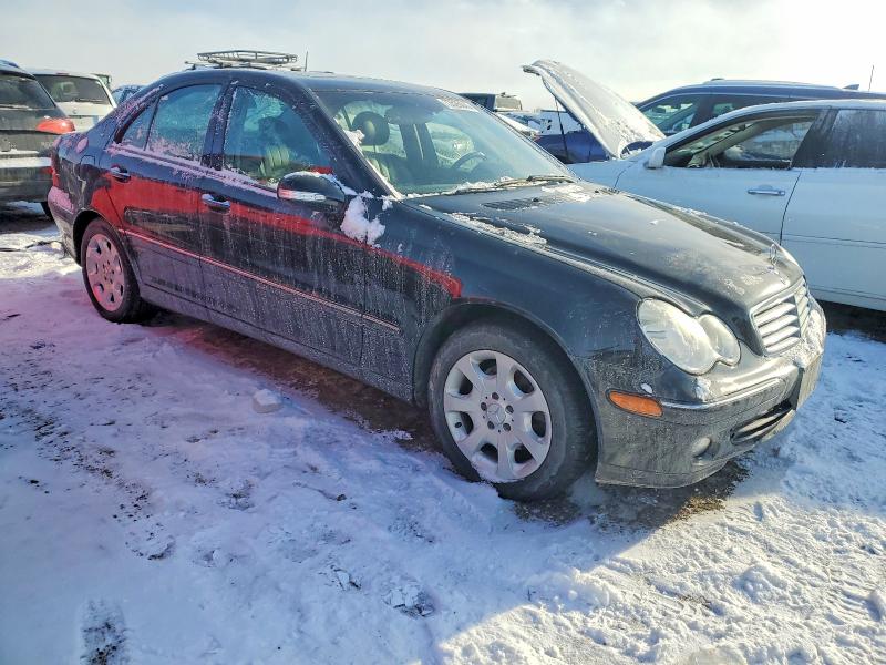 73526045 :رقم المزاد ، WDBRF81J05F649747 vin ، 2005 Mercedes-benz C مزاد بيع