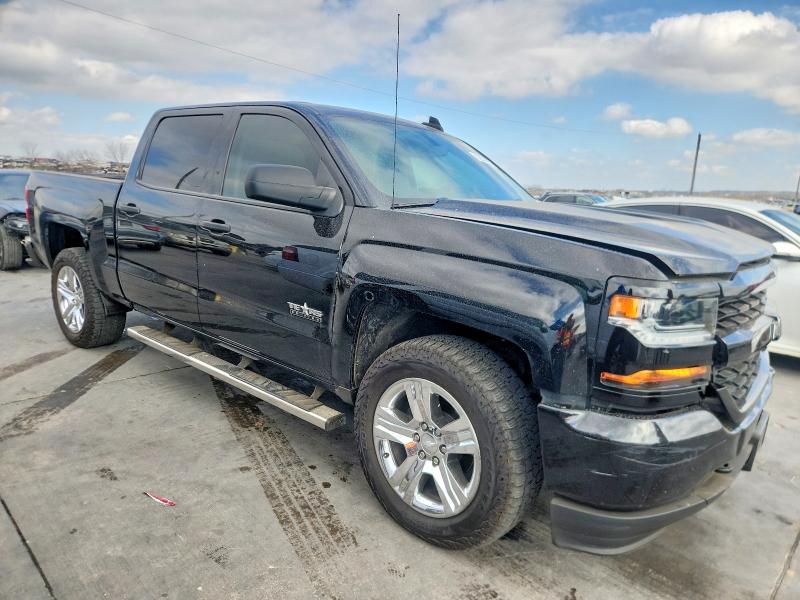 72930705 :رقم المزاد ، 3GCPCPEC0JG496674 vin ، 2018 Chevrolet Silverado مزاد بيع