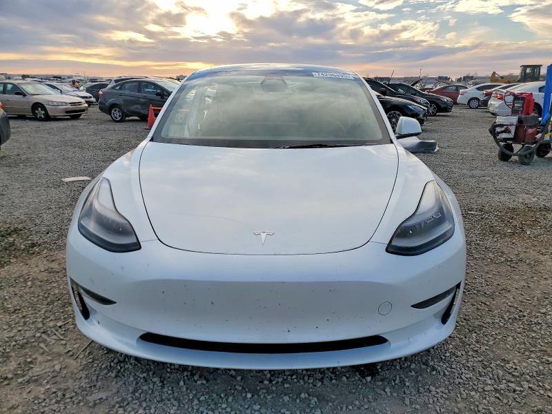 Продажа на аукционе авто 2023 Tesla Model 3, vin: 5YJ3E1EB4PF664800, номер лота: 74296495