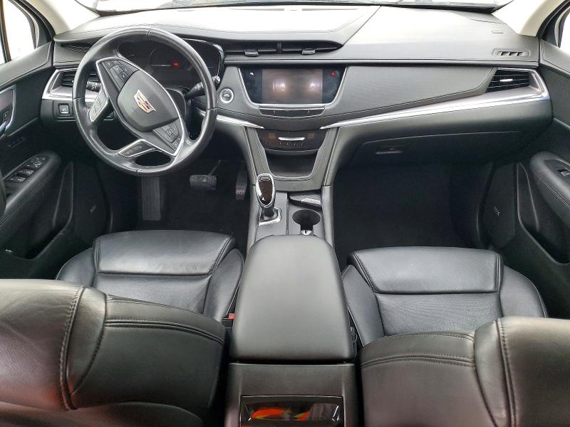 99040625 :رقم المزاد ، 1GYKNERS8JZ229979 vin ، 2018 Cadillac Xt5 Premiu مزاد بيع