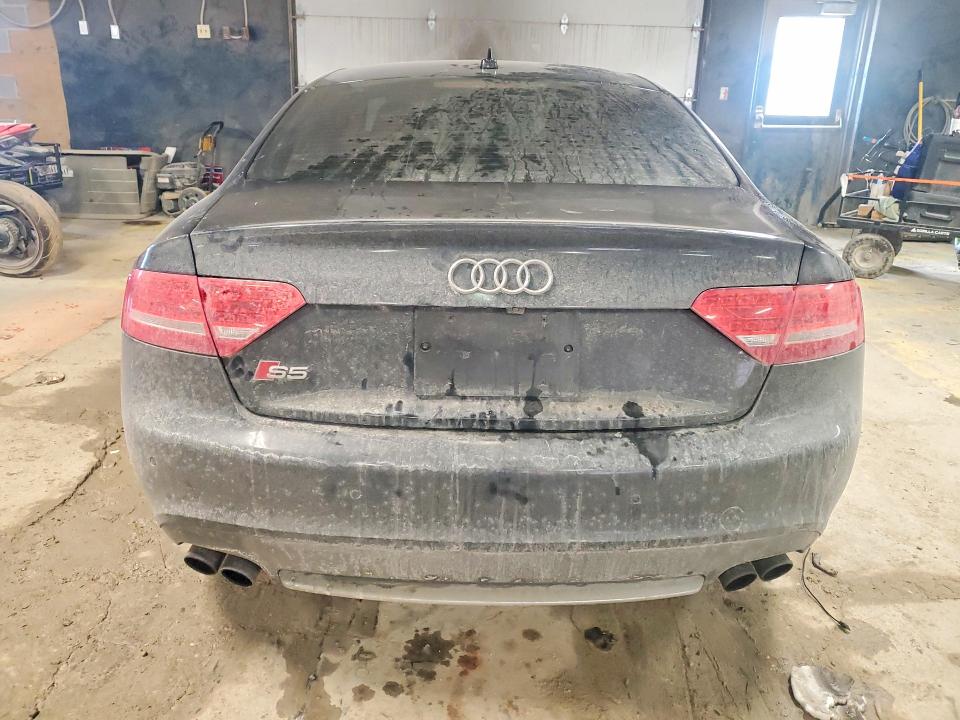 Продажа на аукционе авто 2011 Audi S5, vin: WAUGVAFR1BA000918, номер лота: 75456785