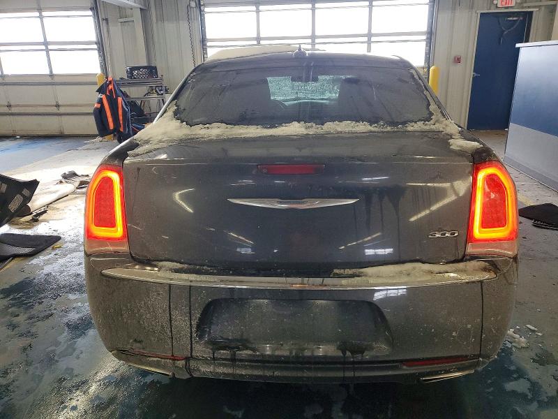 74777945 :رقم المزاد ، 2C3CCAAG7KH590643 vin ، 2019 Chrysler 300 مزاد بيع