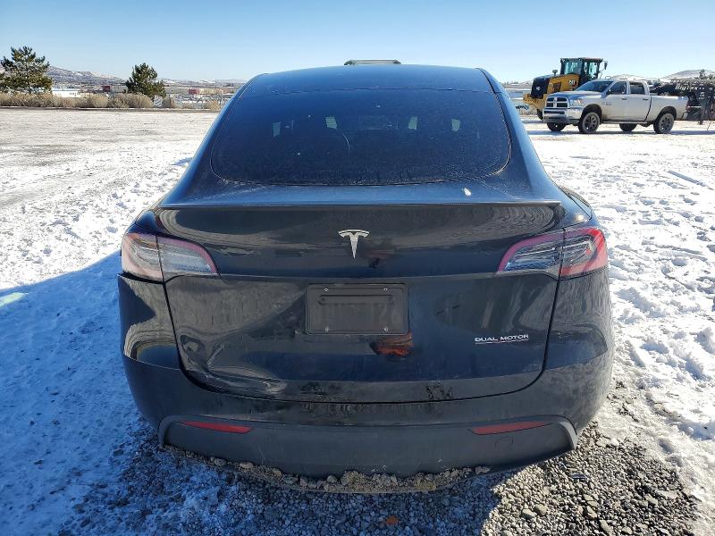 2024 Tesla Model Y მანქანა იყიდება აუქციონზე, vin: 7SAYGDEF4RF161293, აუქციონის ნომერი: 72138125
